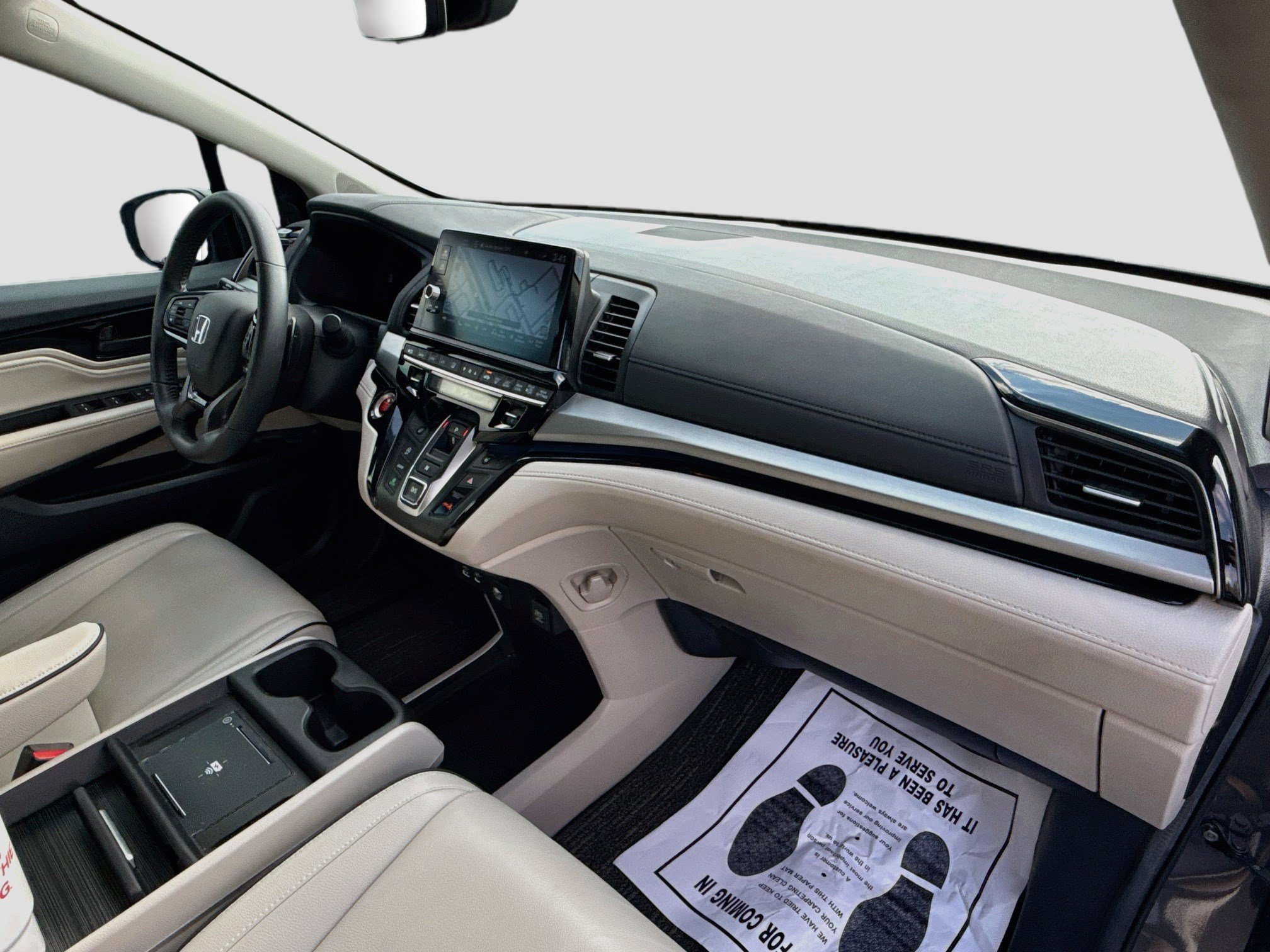 Used 2026 Modern Steel Metallic Honda Touring image 33