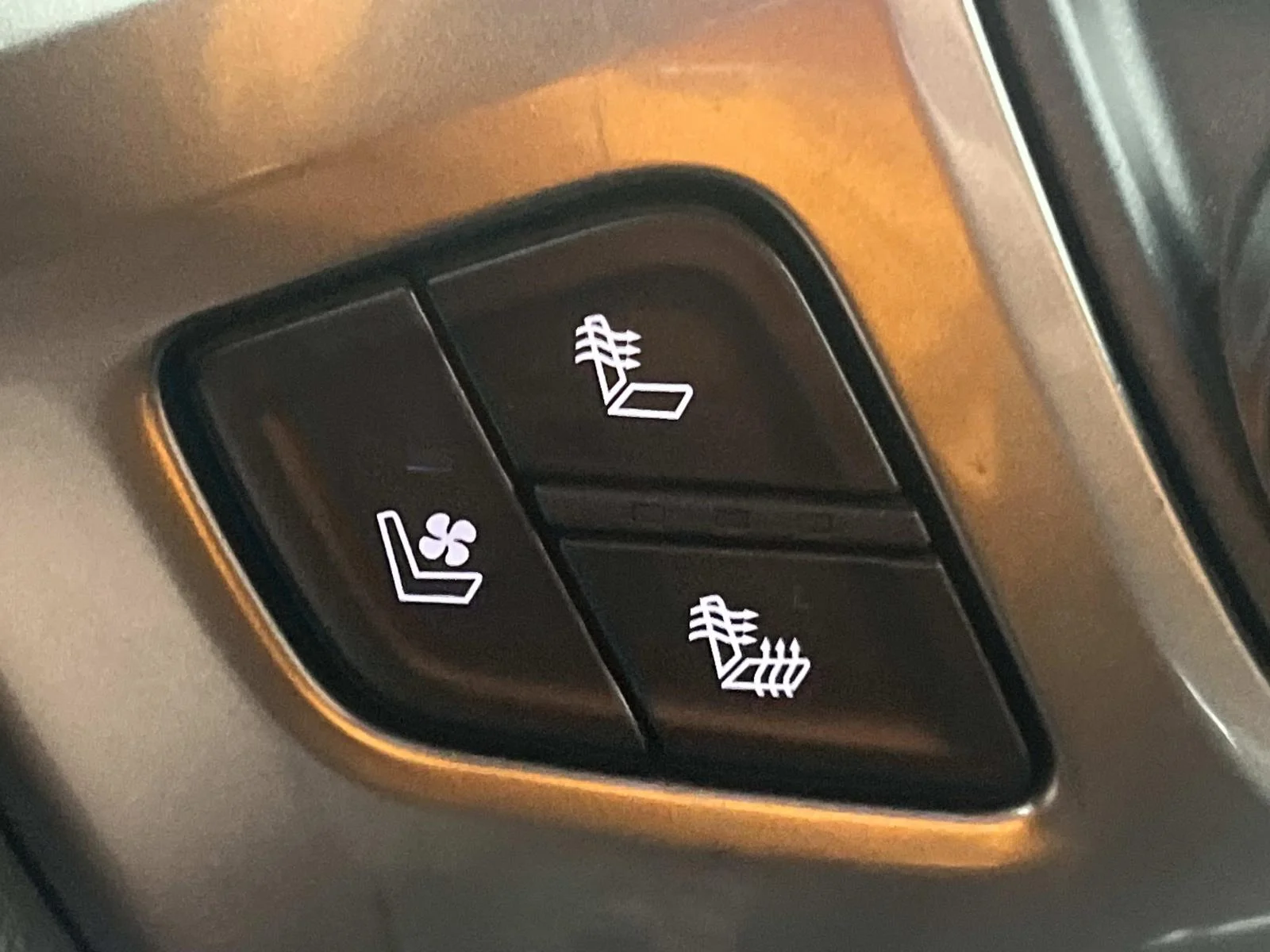 Used 2019 GRAPHITE METALLIC Chevrolet LTZ image 24