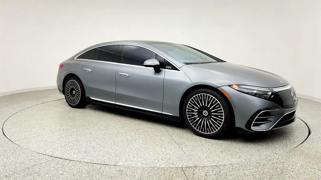 Used 2023 MANUFAKTUR Selenite Gray Magno Mercedes-Benz EQS 450+ Sedan w/ AMG® Line & Exclusive Trim Pkgs image 3