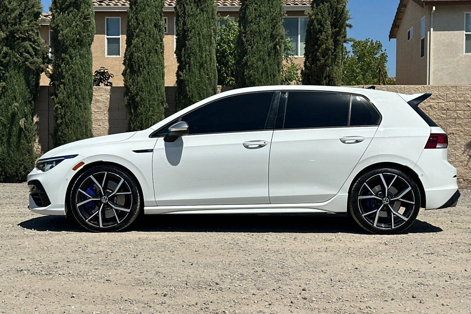 Used 2022  Volkswagen 4DR image 7