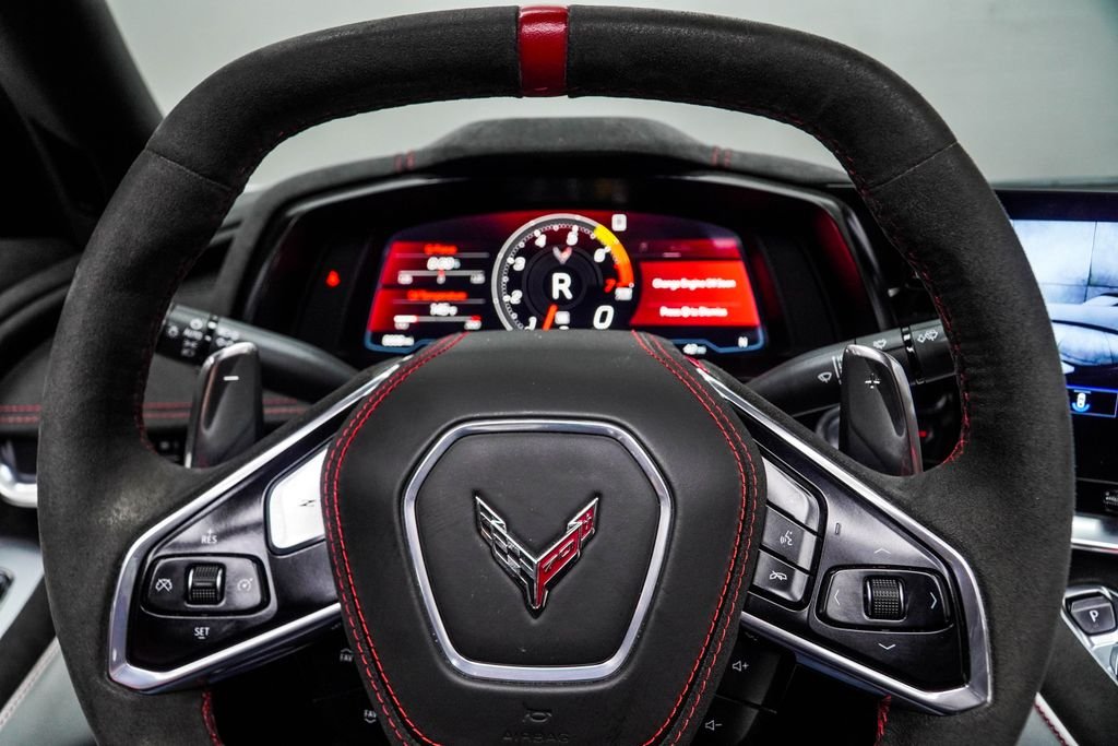 Used 2023 White Chevrolet Stingray image 37