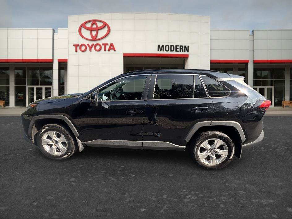 Used 2020 Midnight Black Metallic Toyota XLE image 20