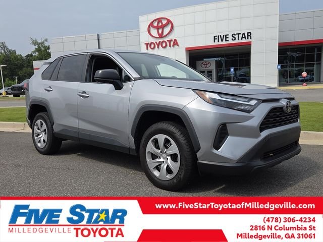 2024 Toyota RAV4 LE