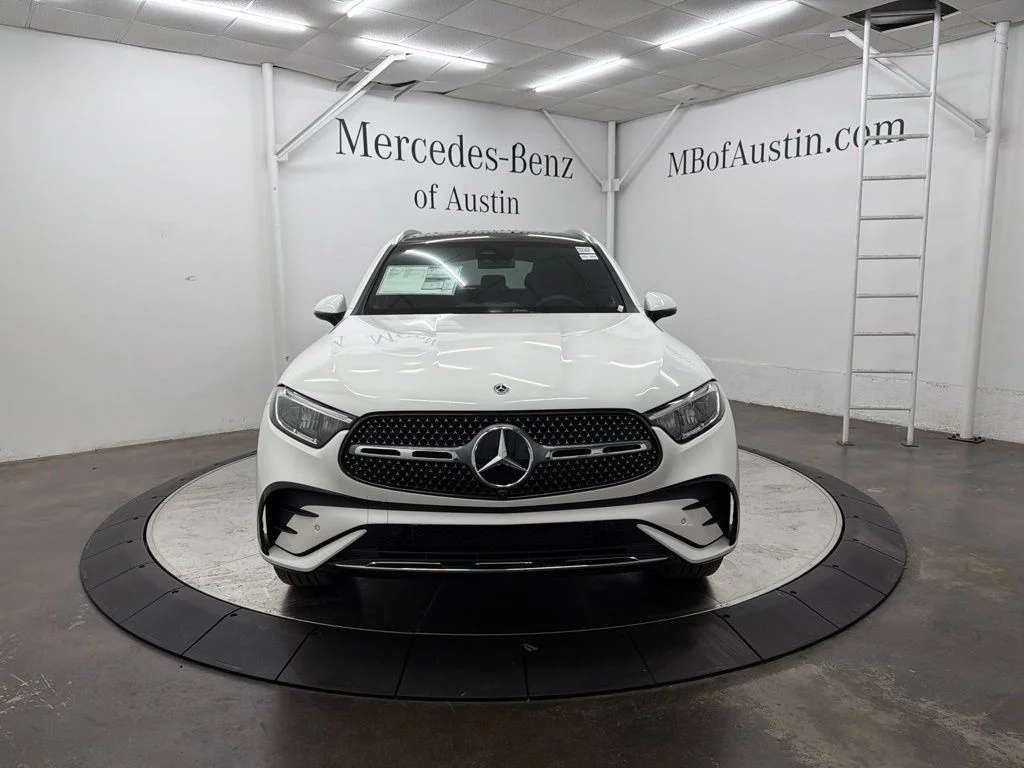 New 2026 White Mercedes-Benz GLC 300 image 2