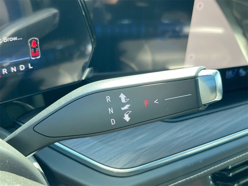 2025 Chevrolet Tahoe Premier - Photo 16