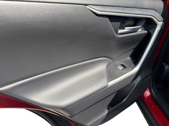 Used 2025 Red Toyota XLE image 12
