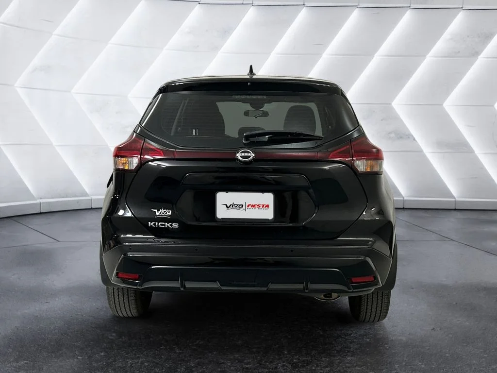 Used 2024 Black Nissan S image 5
