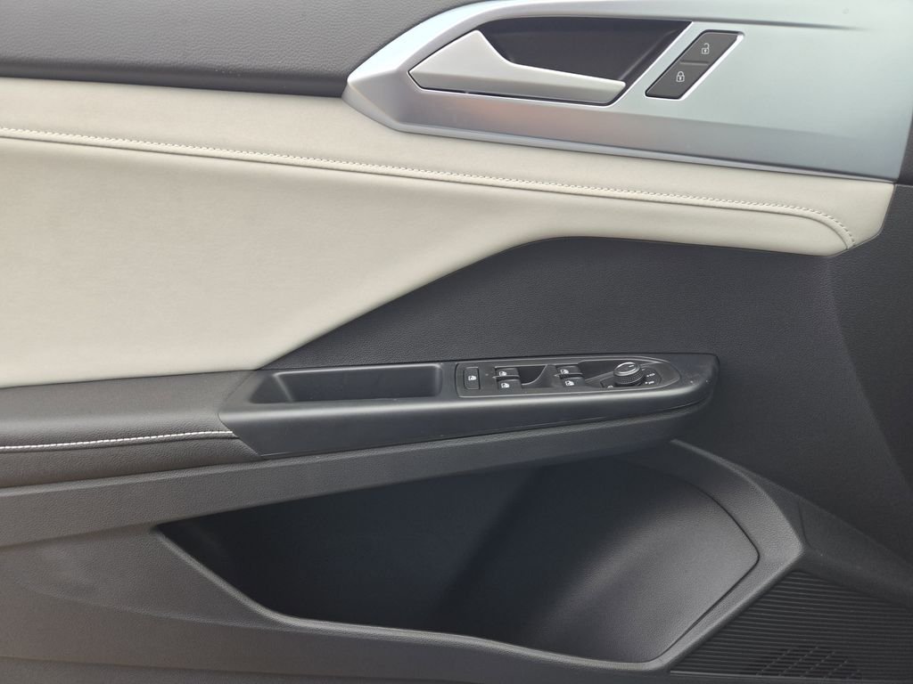 New 2026 Gray Volkswagen 1.5T SE image 18