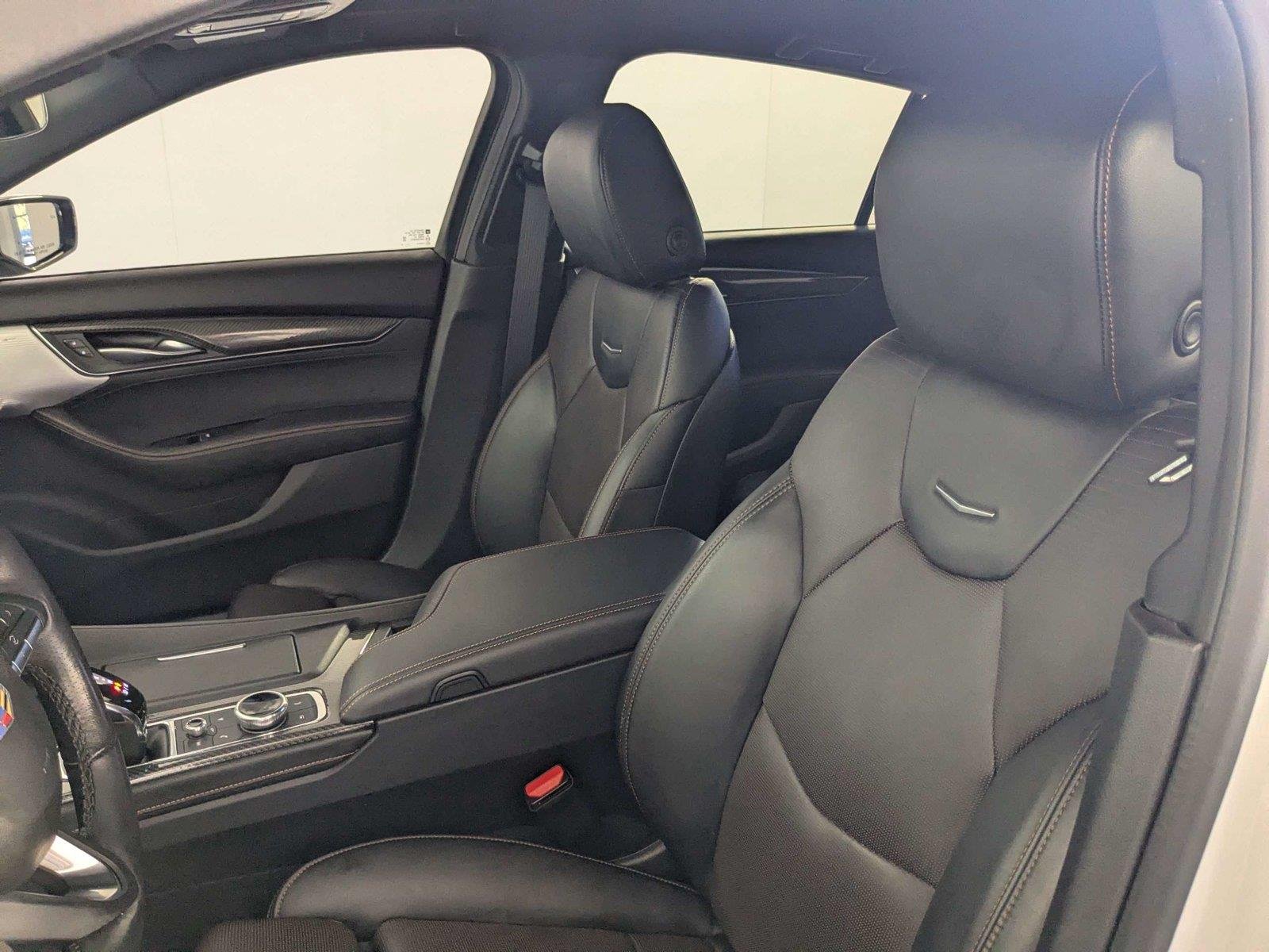 Used 2022 Summit White Cadillac Sport image 14