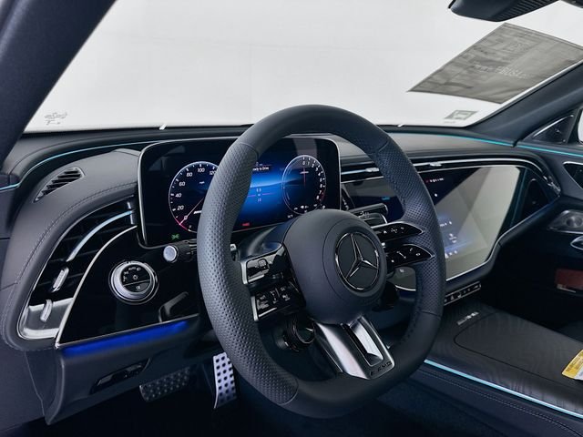 New 2026 MANUFAKTUR Alpine Grey Mercedes-Benz E 53 AMG® image 9