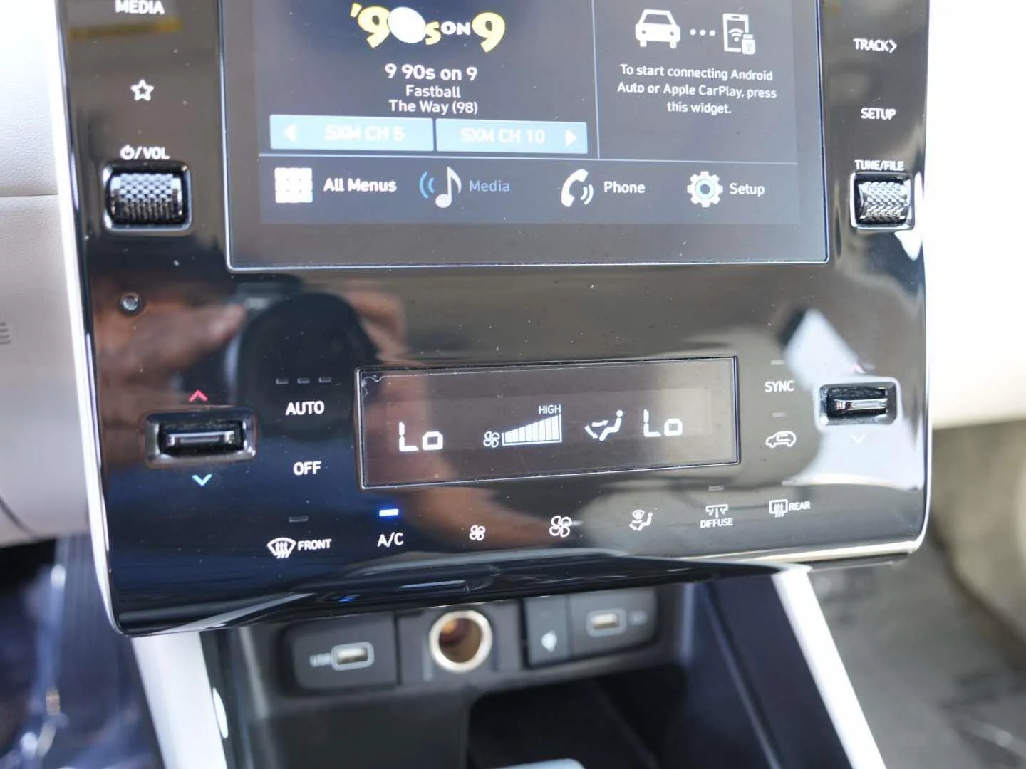 Used 2022 Amazon Gray Hyundai SEL AWD image 20