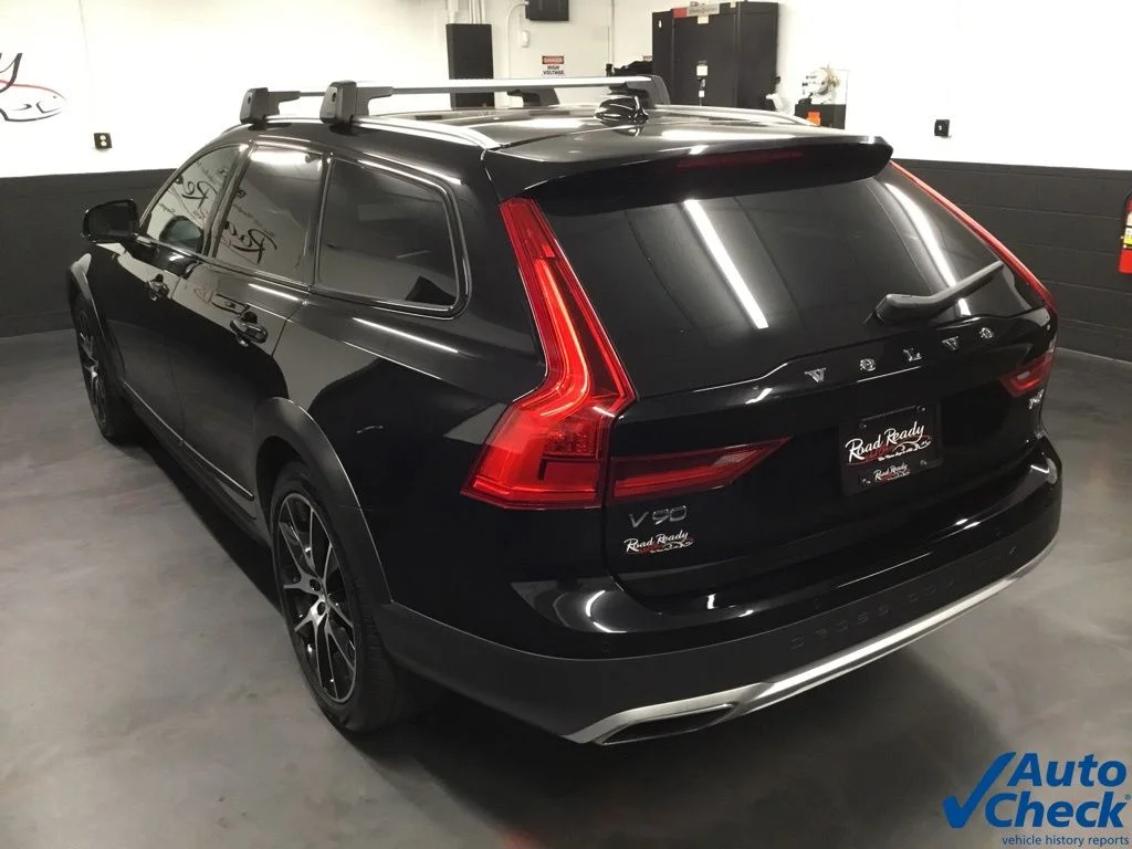 Used 2020 Black Volvo T6 AWD image 7