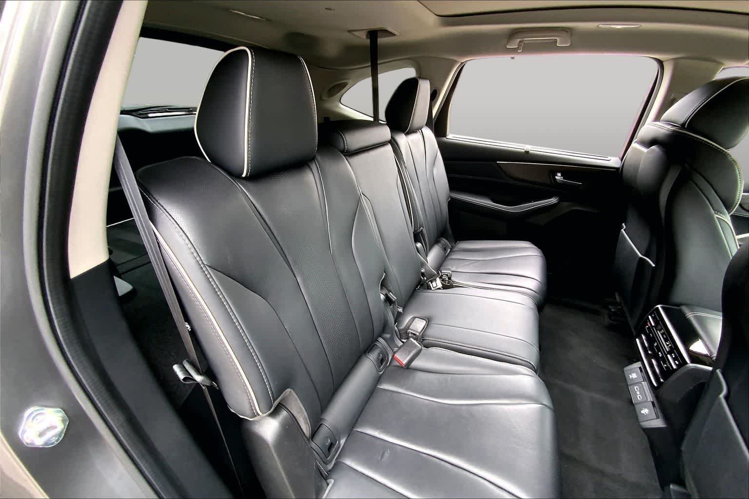 Used 2023 Liquid Carbon Metallic Acura w/Advance Package image 19