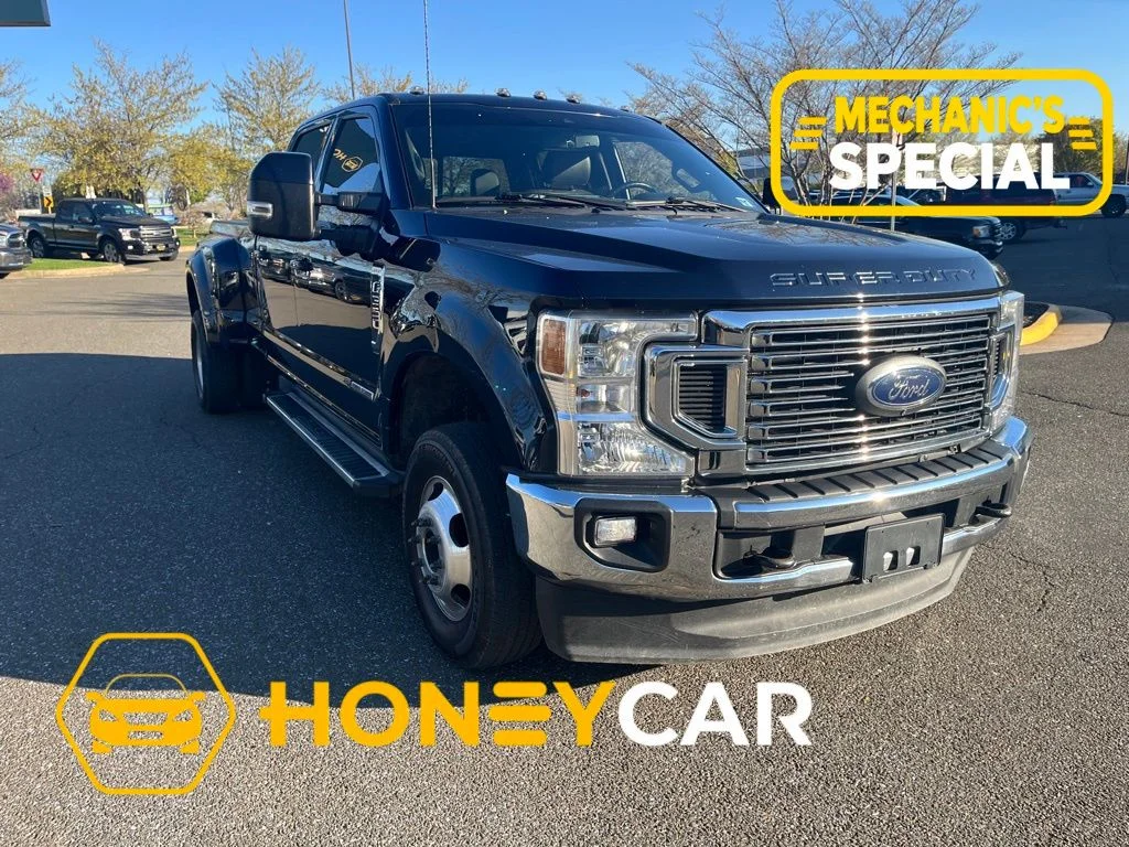 2022 Ford F-350 Lariat 4x4 Crew Cab 8' Box DRW's photo