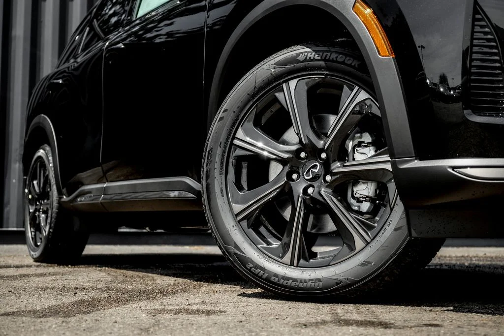 New 2027 2T MNRL BLK INFINITI Autograph AWD image 8