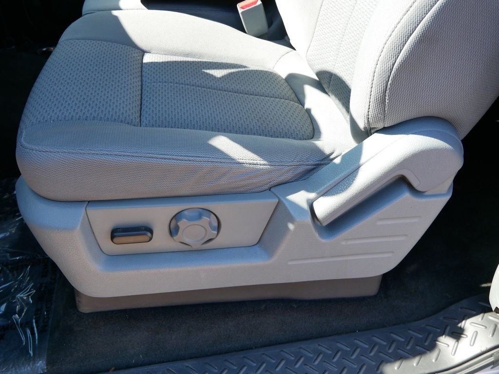 Used 2012 Silver Ford XLT image 15