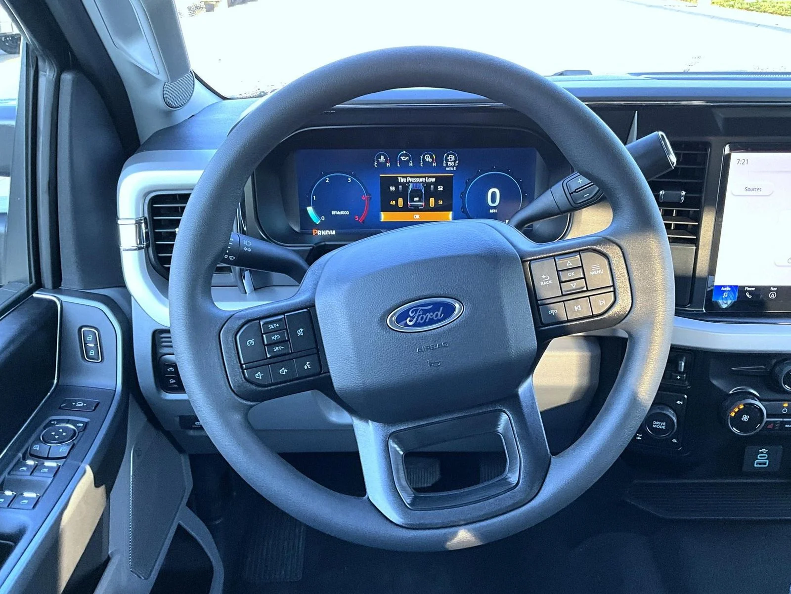 New 2026 Agate Black Metallic Ford XLT image 10