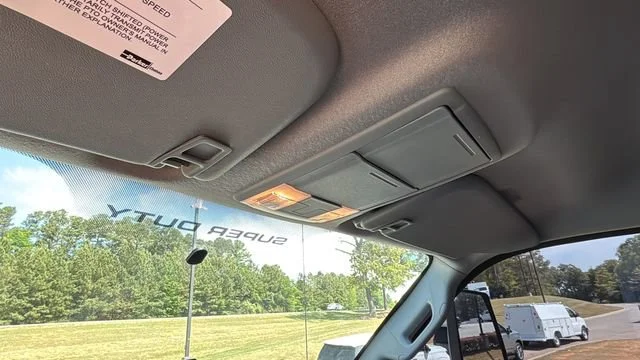 Used 2022  Ford NA image 28