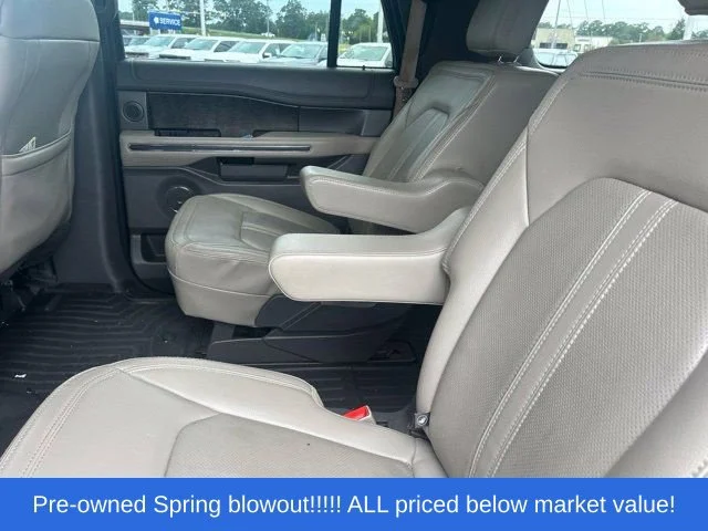 Used 2021 White Ford Limited image 9