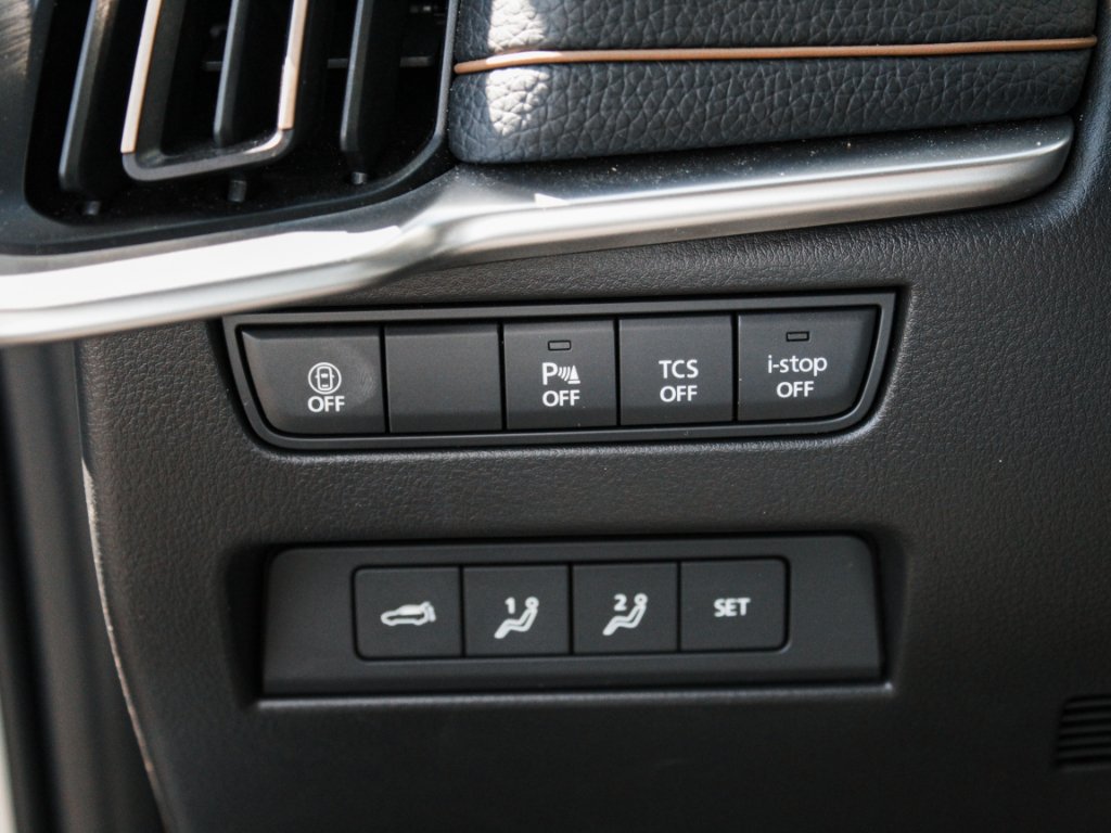 Used 2025 Silver Mazda Premium Sport image 12
