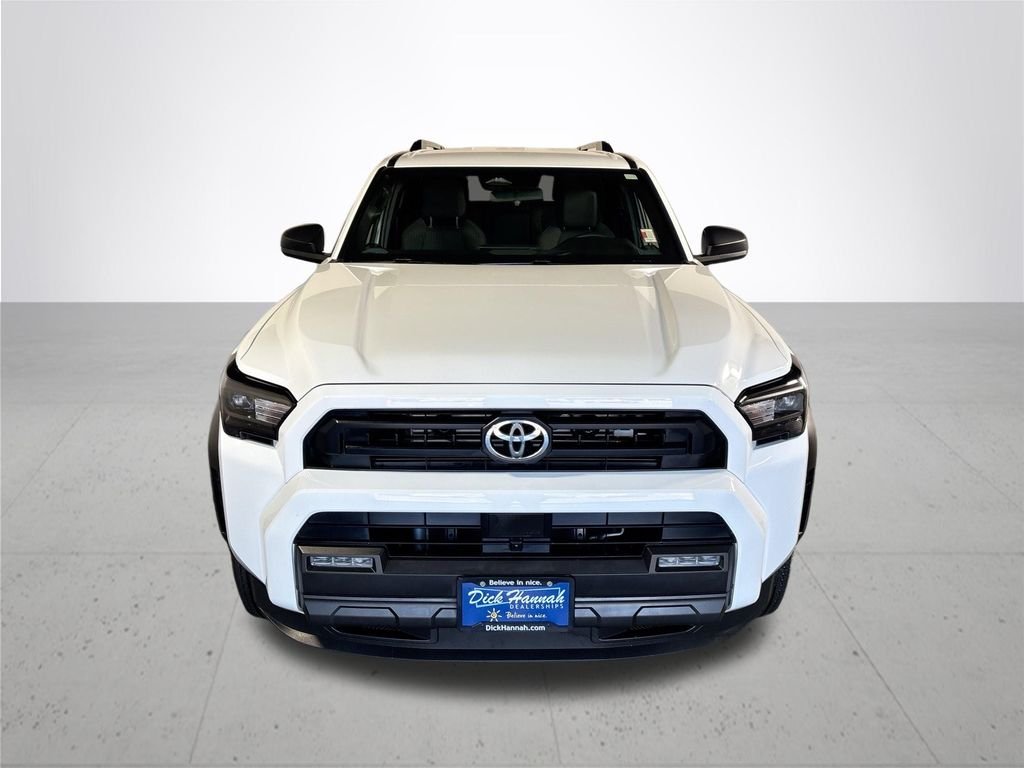 Used 2025 White Toyota SR5 image 3