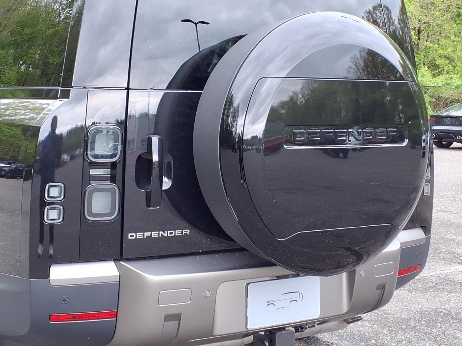 New 2026 Santorini Black LAND ROVER S image 19