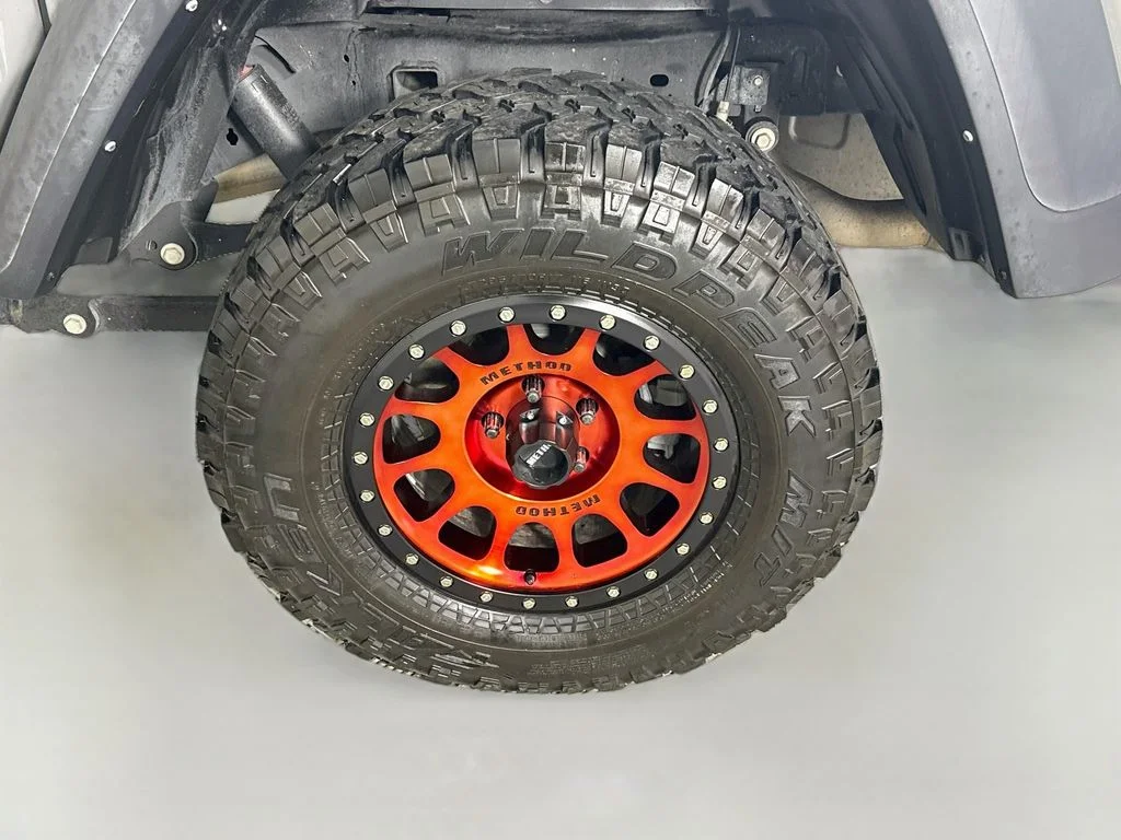 Used 2023 Gray Clearcoat Jeep Rubicon image 23