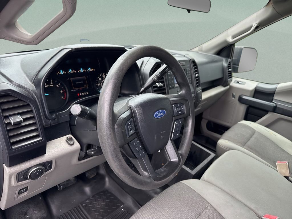 Used 2020 Oxford White Ford XL image 19