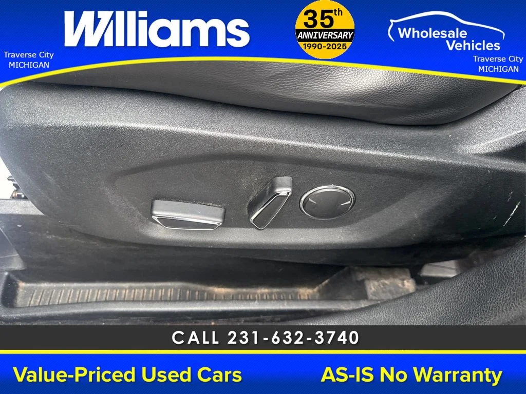 Used 2016 Shadow Black Ford Titanium image 16