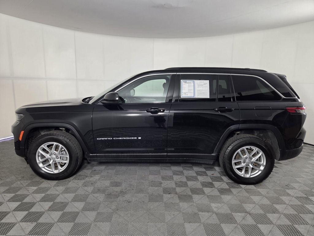 2025 Jeep Grand Cherokee Laredo - Photo 9
