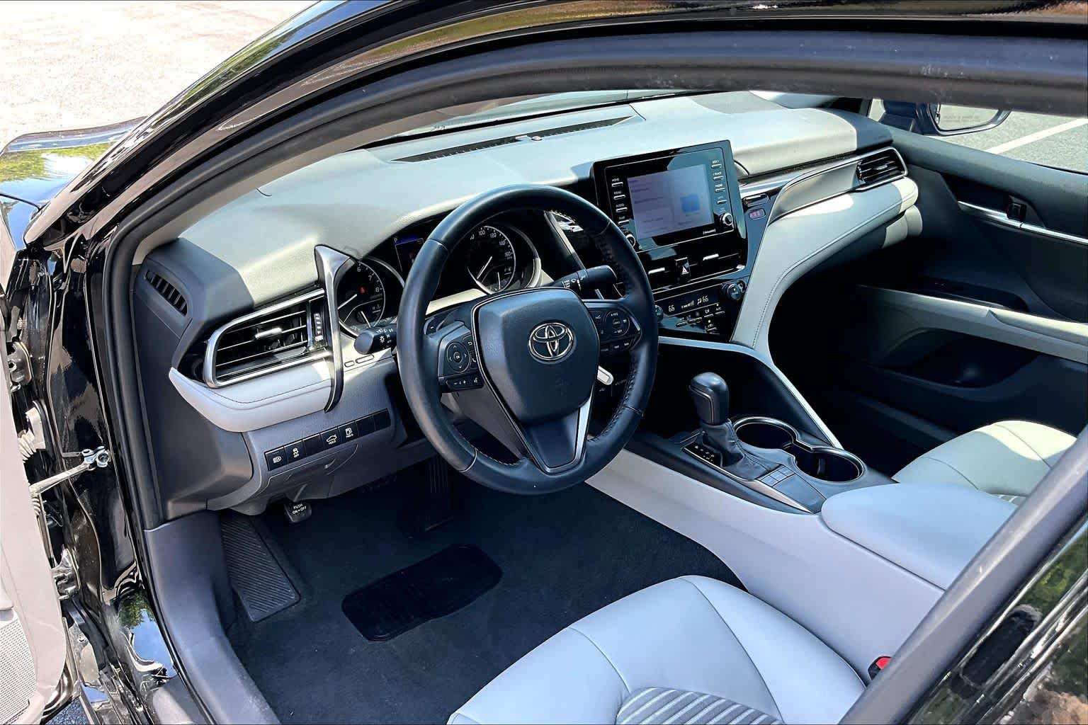 Used 2024 Midnight Black Metallic Toyota SE image 17