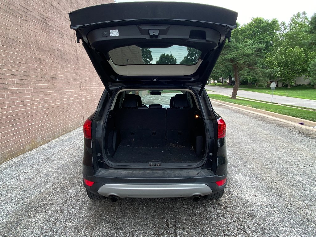 Used 2019 Agate Black Metallic Ford Titanium image 9