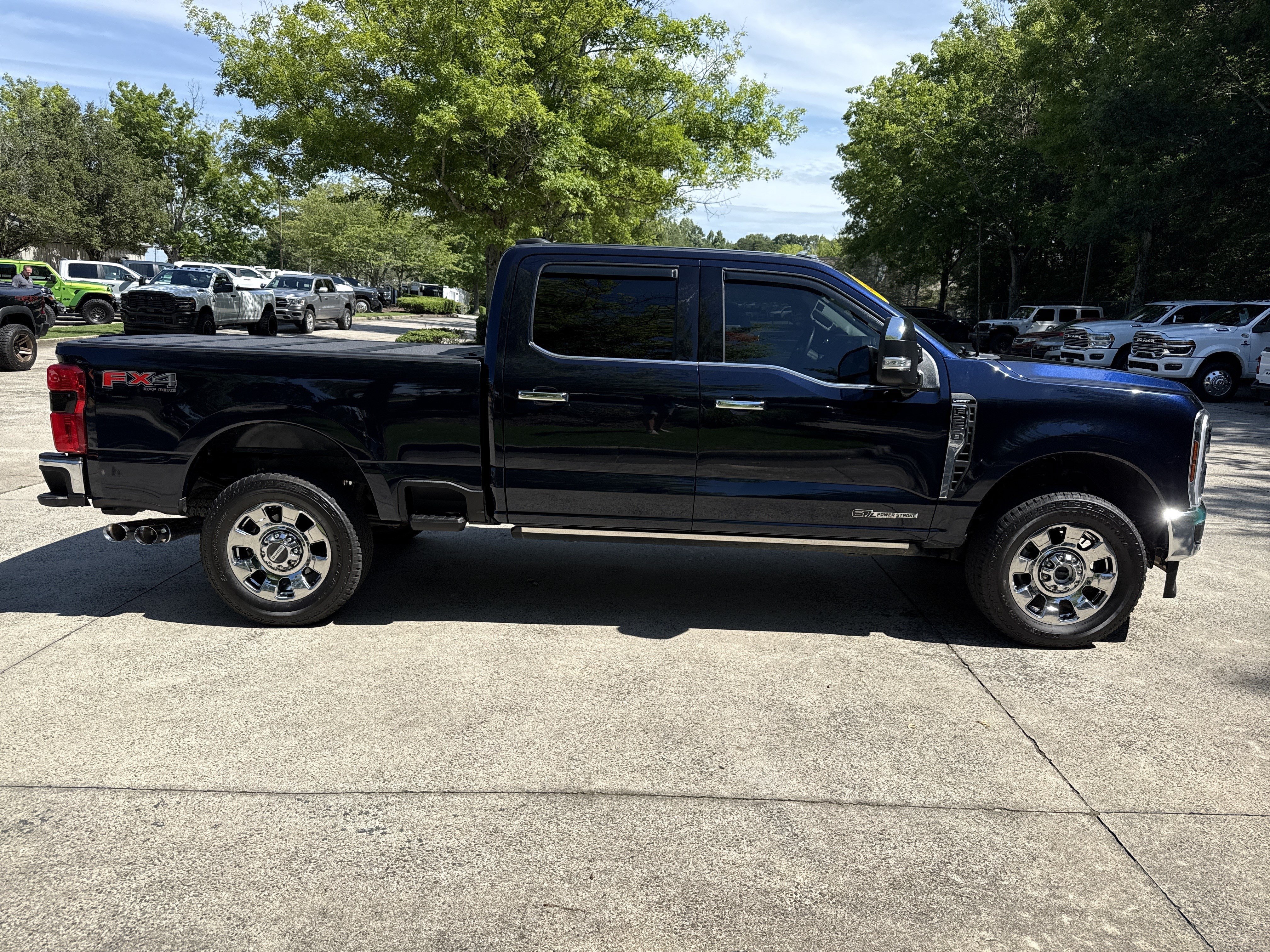 Used 2025 Blue Metallic Ford LARIAT image 8