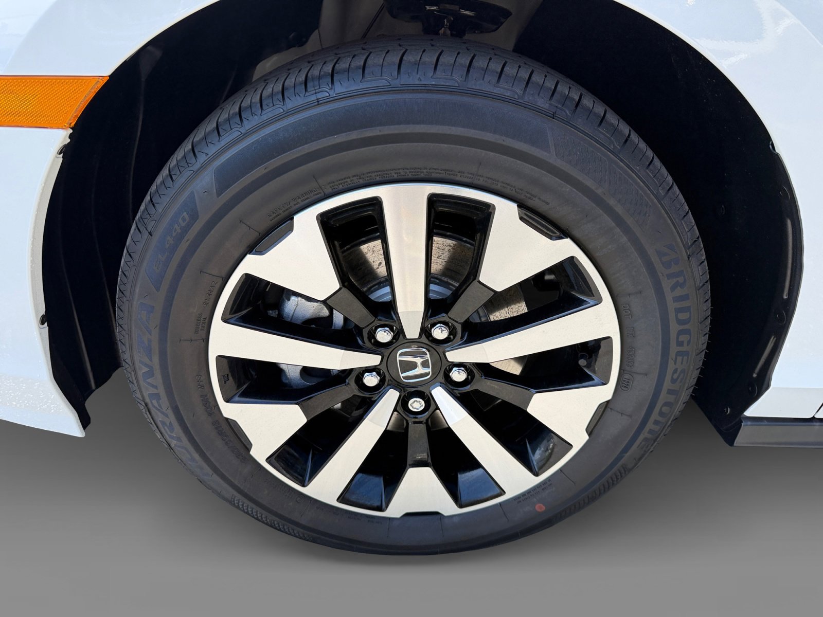 2026 Honda Odyssey EX-L - Photo 9
