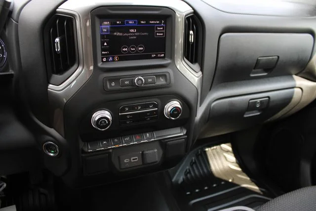 Used 2023 Silver GMC Pro image 11