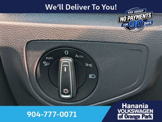 Used 2023 Gray Volkswagen 3.6L V6 SE w/Technology image 24