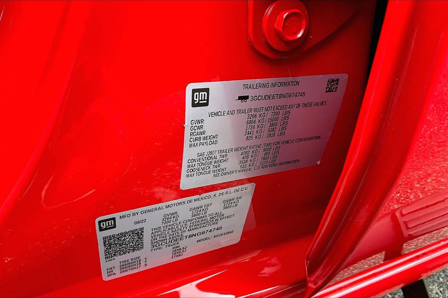Used 2022 Red Hot Chevrolet RST image 36