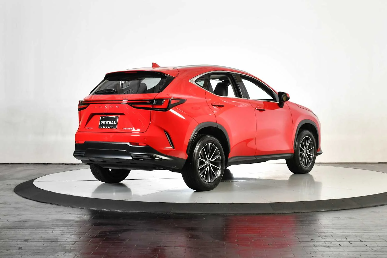 Used 2025 Redline Lexus Premium image 7