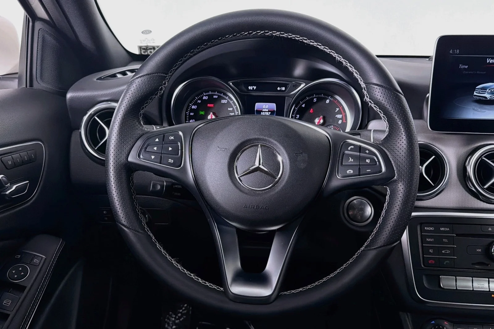 Used 2018 Cirrus White Mercedes-Benz 250 image 18