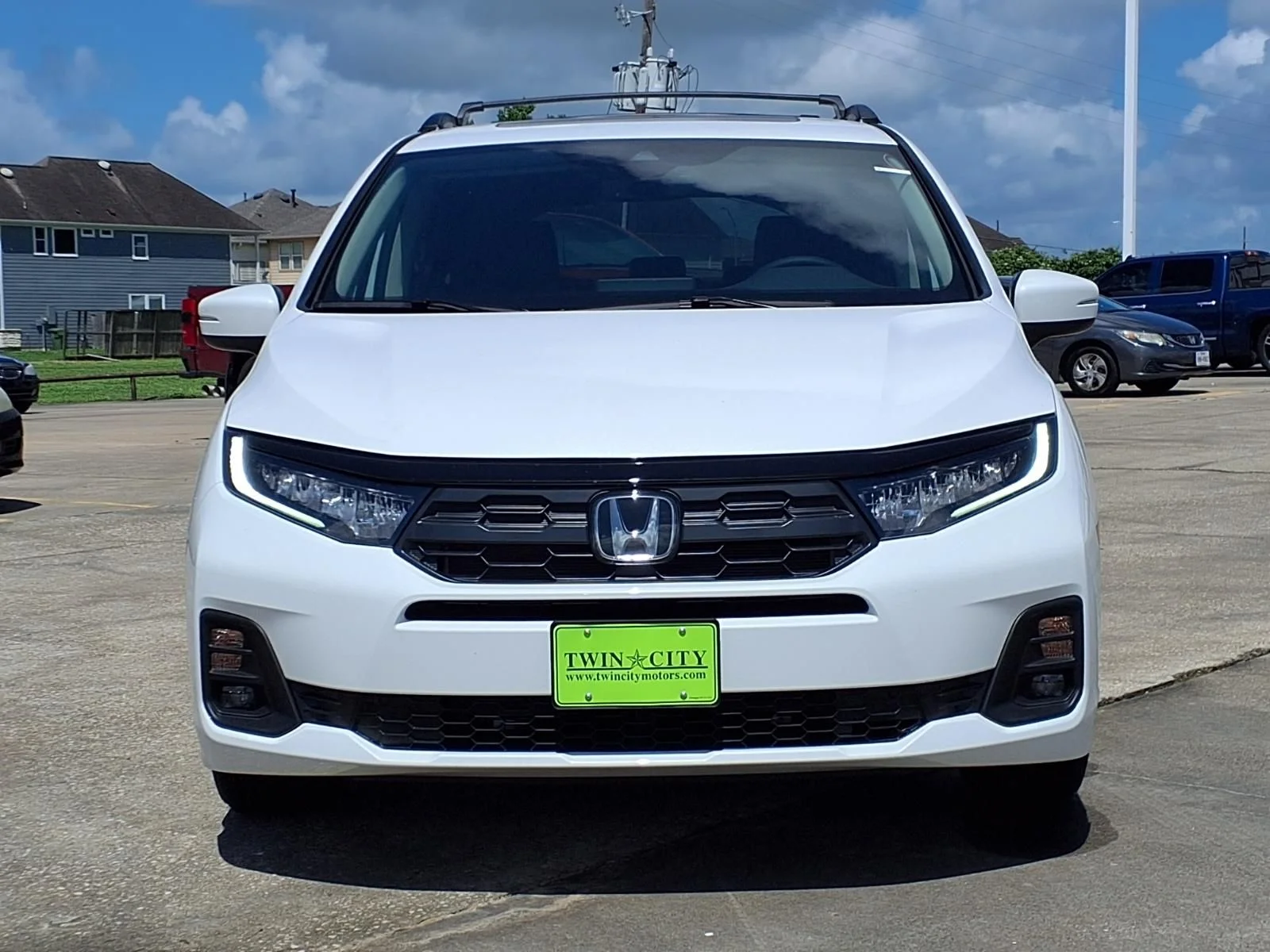 New 2026 White Honda EX-L image 3