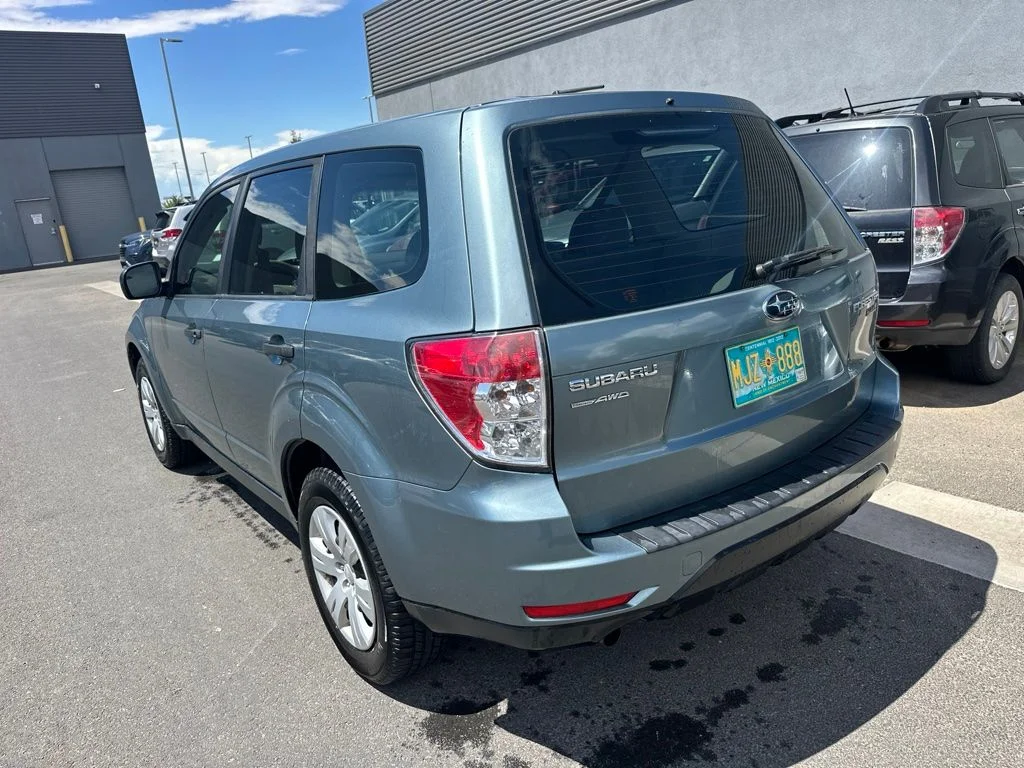 Used 2010 Green Subaru 2.5X image 9