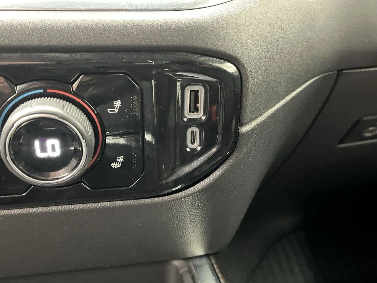 2022 Chevrolet Silverado 1500 RST - Photo 26