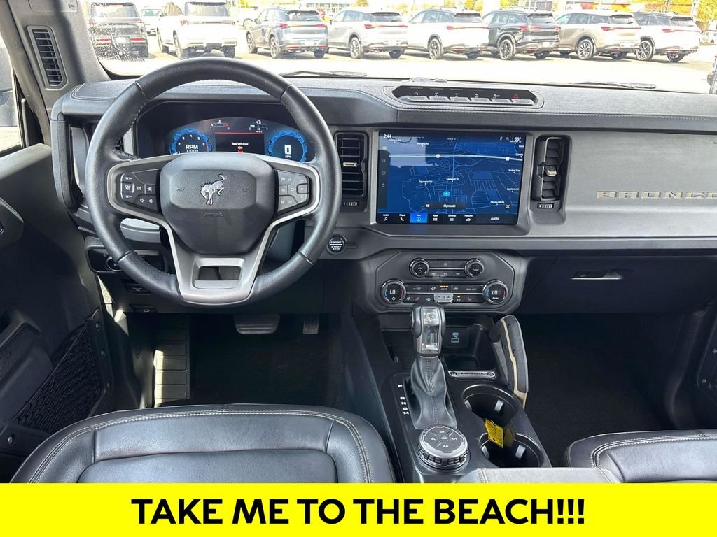 Used 2025 Blue Ford Badlands image 12