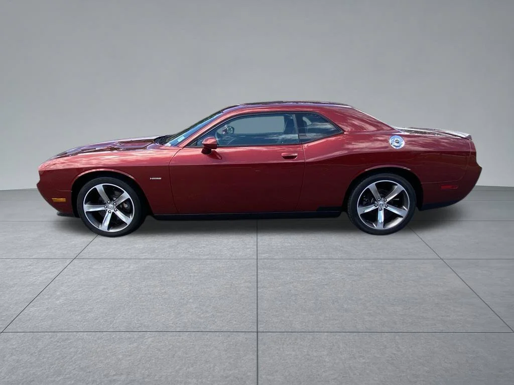 Used 2014 Red Dodge R/T image 3