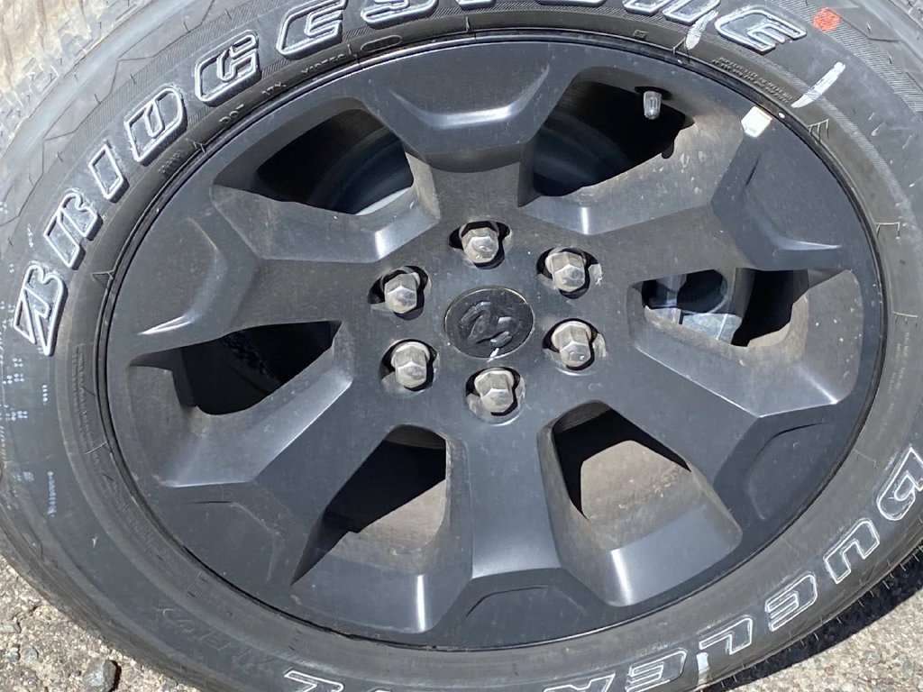 New 2026 Diamond Black Crystal Pearl-Coat Exterior Paint RAM Express image 3