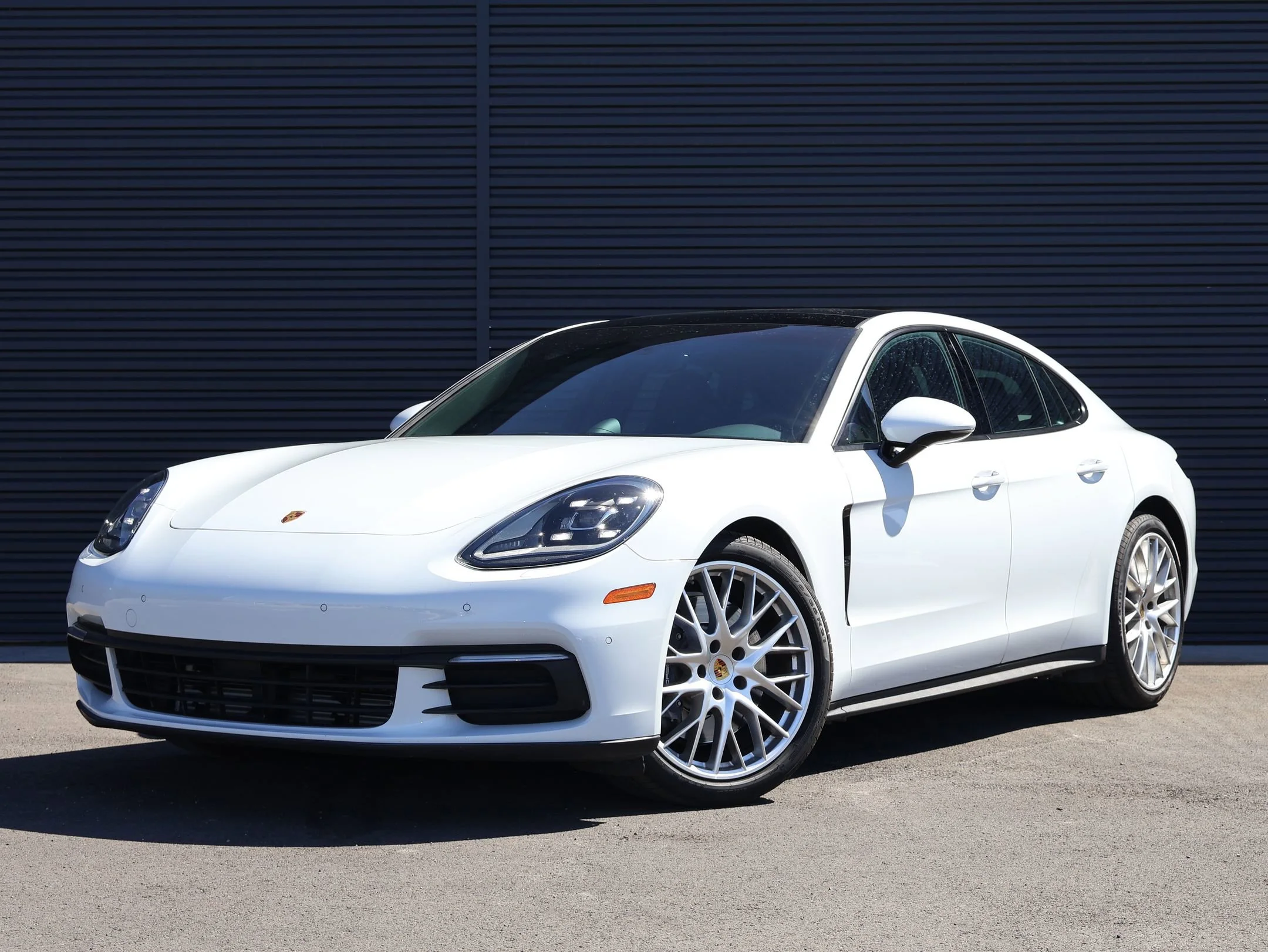2024 Porsche 911 Carrera S Coupe's photo