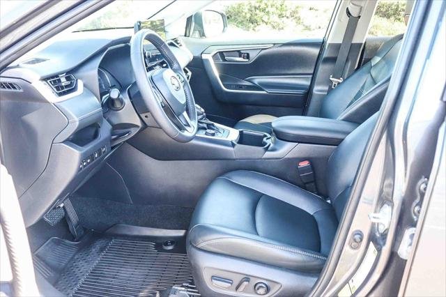 Certified Used 2024 MAGNETIC GRAY MET. Toyota  image 22