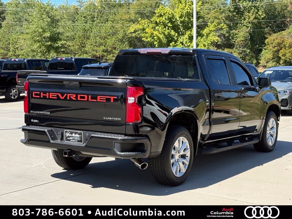 Used 2021 Black Chevrolet Custom image 13