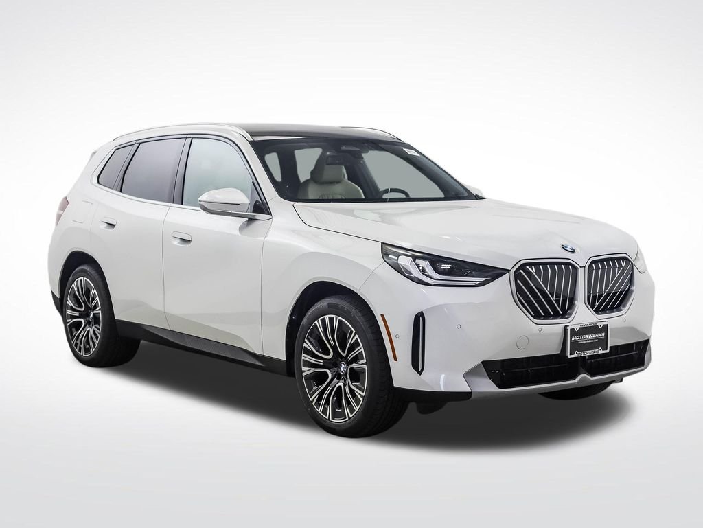 New 2026 Mineral White Metallic BMW 30 xDrive image 7