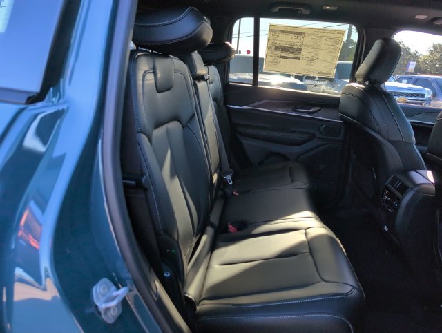 New 2027 Steel Blue Jeep Limited image 31